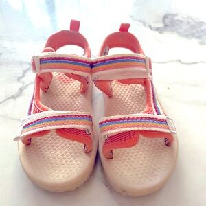 Toddler girls size 9C fun summer stripe Oshkosh sandals
